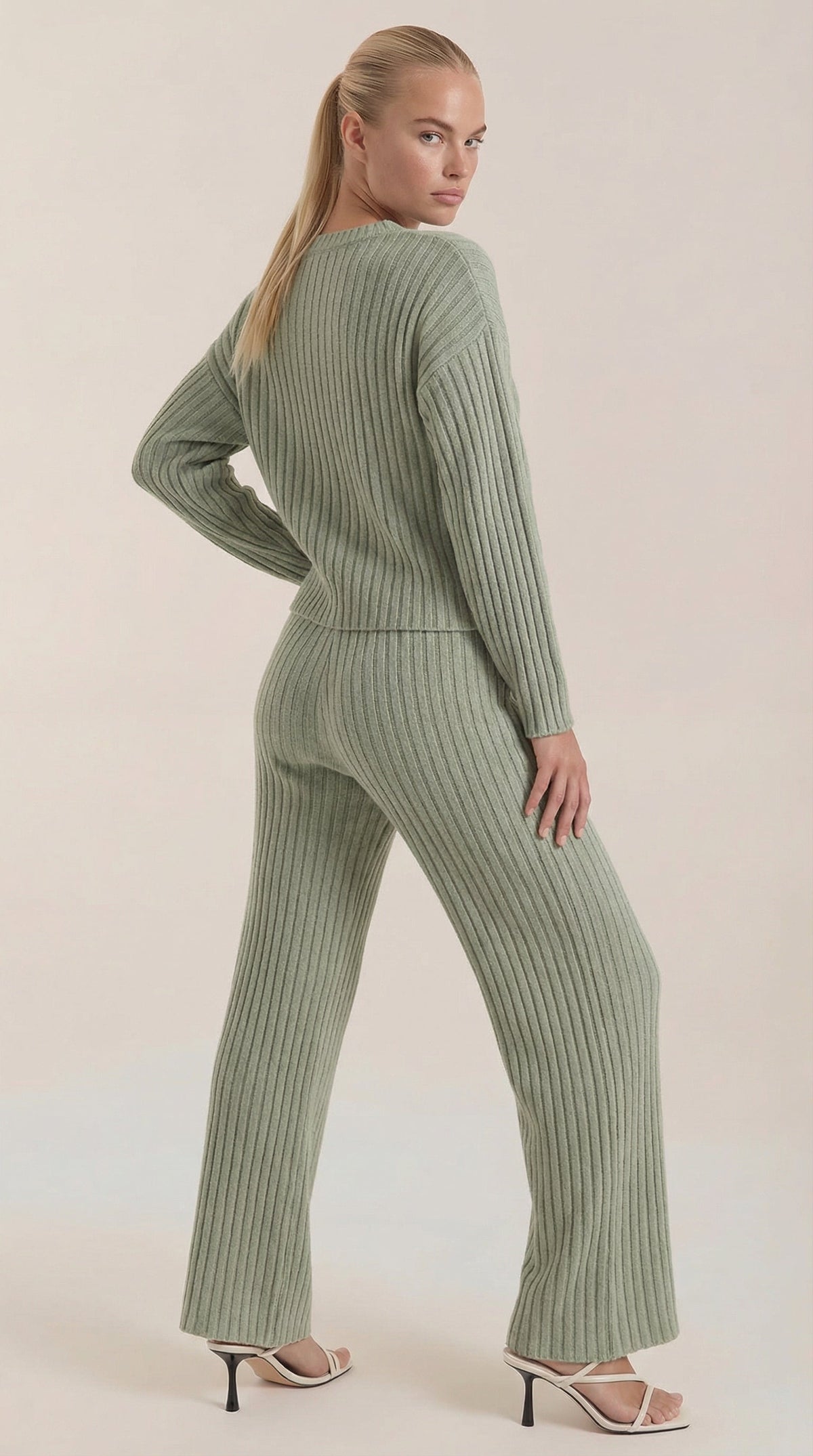 María Isela™ | Conjunto Matilda de Punto con Escote en V Texturizado