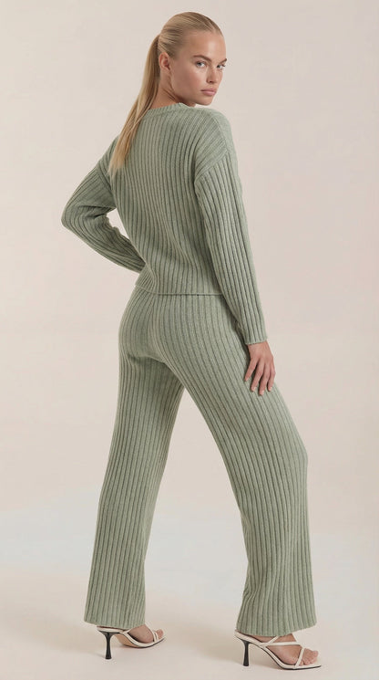 María Isela™ | Conjunto Matilda de Punto con Escote en V Texturizado