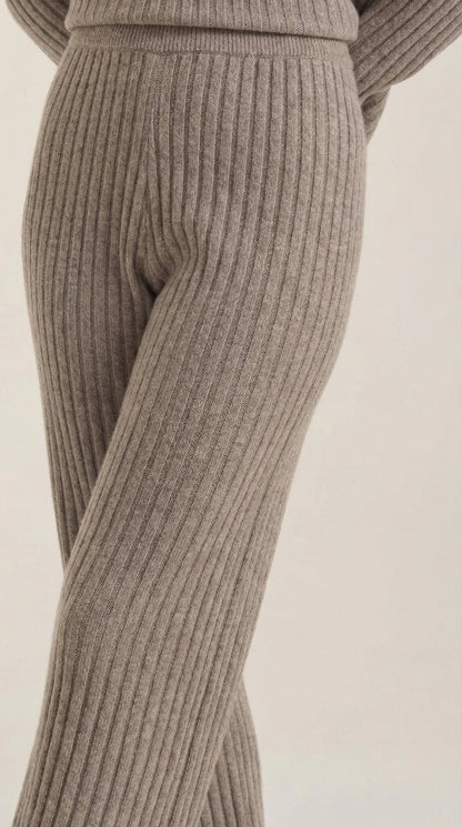 María Isela™ | Conjunto Matilda de Punto con Escote en V Texturizado