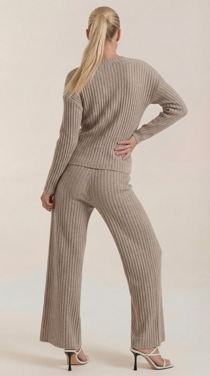 María Isela™ | Conjunto Matilda de Punto con Escote en V Texturizado