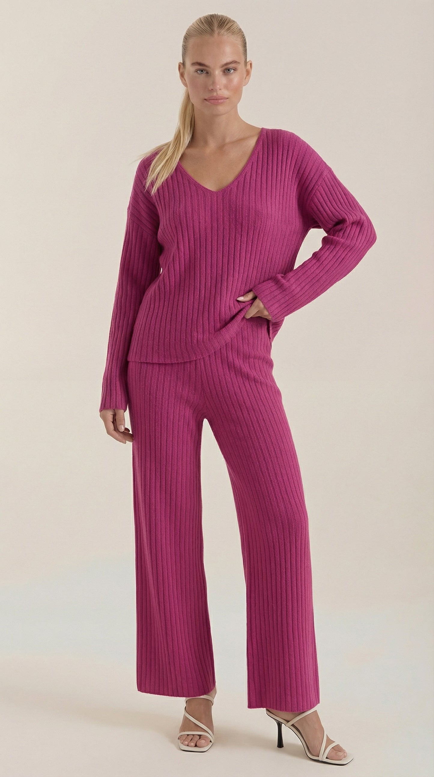 María Isela™ | Conjunto Matilda de Punto con Escote en V Texturizado