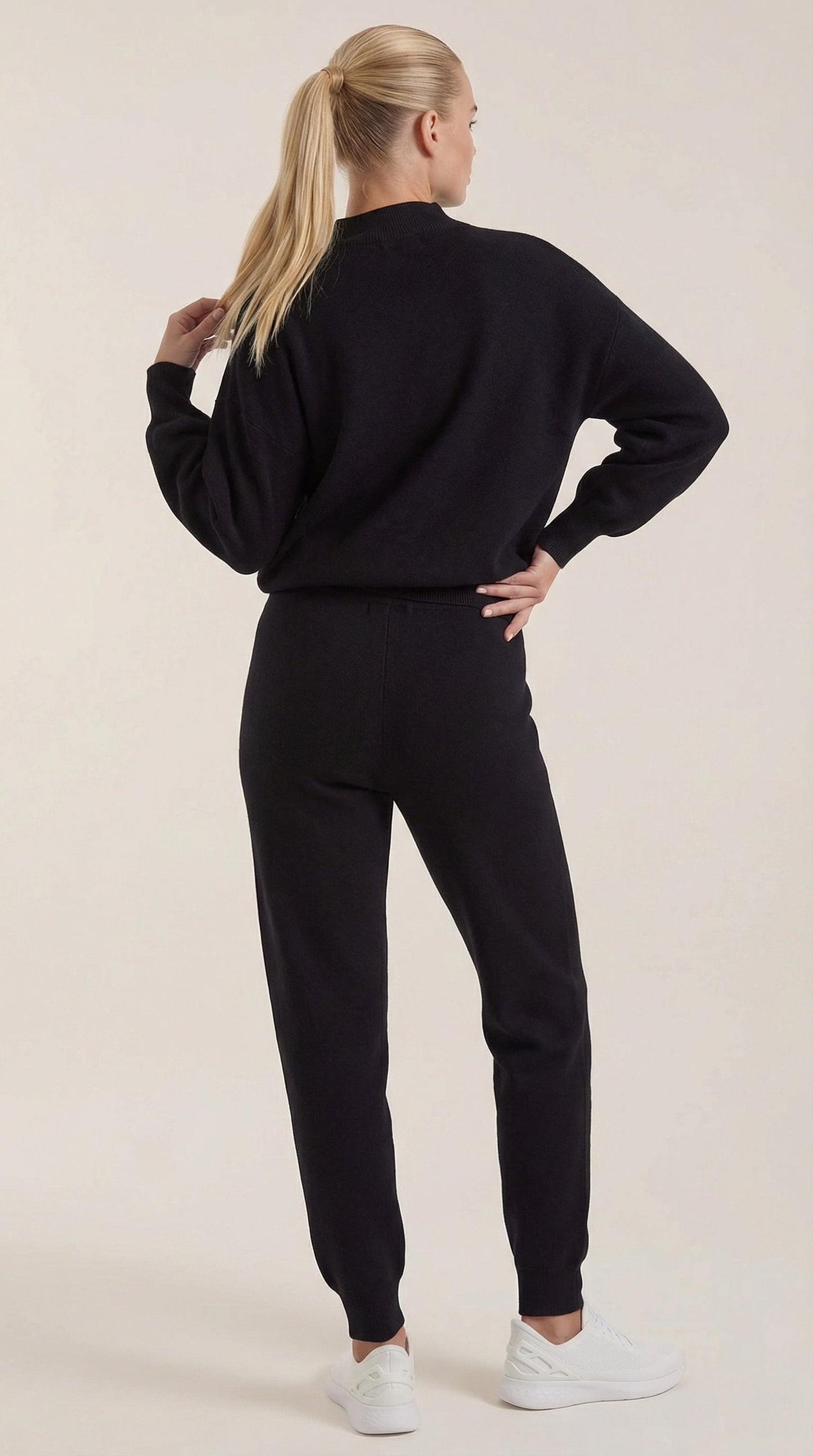 María Jacinta™ | Conjunto Lounge Mavis Strick con Cuello Alto