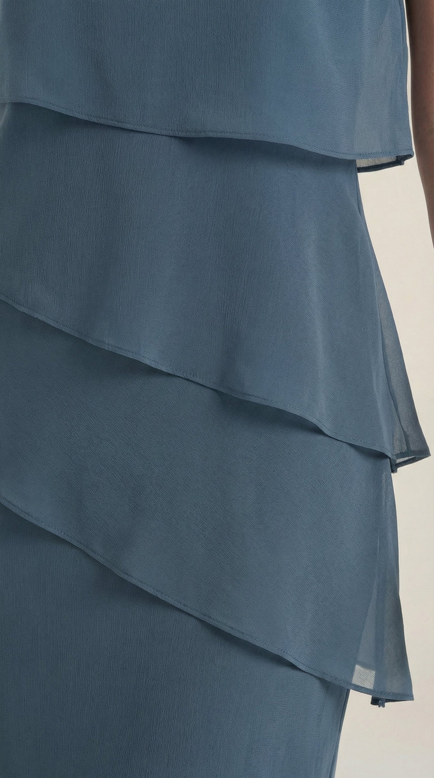 Ana Liana™ | Minivestido Meghan con capas